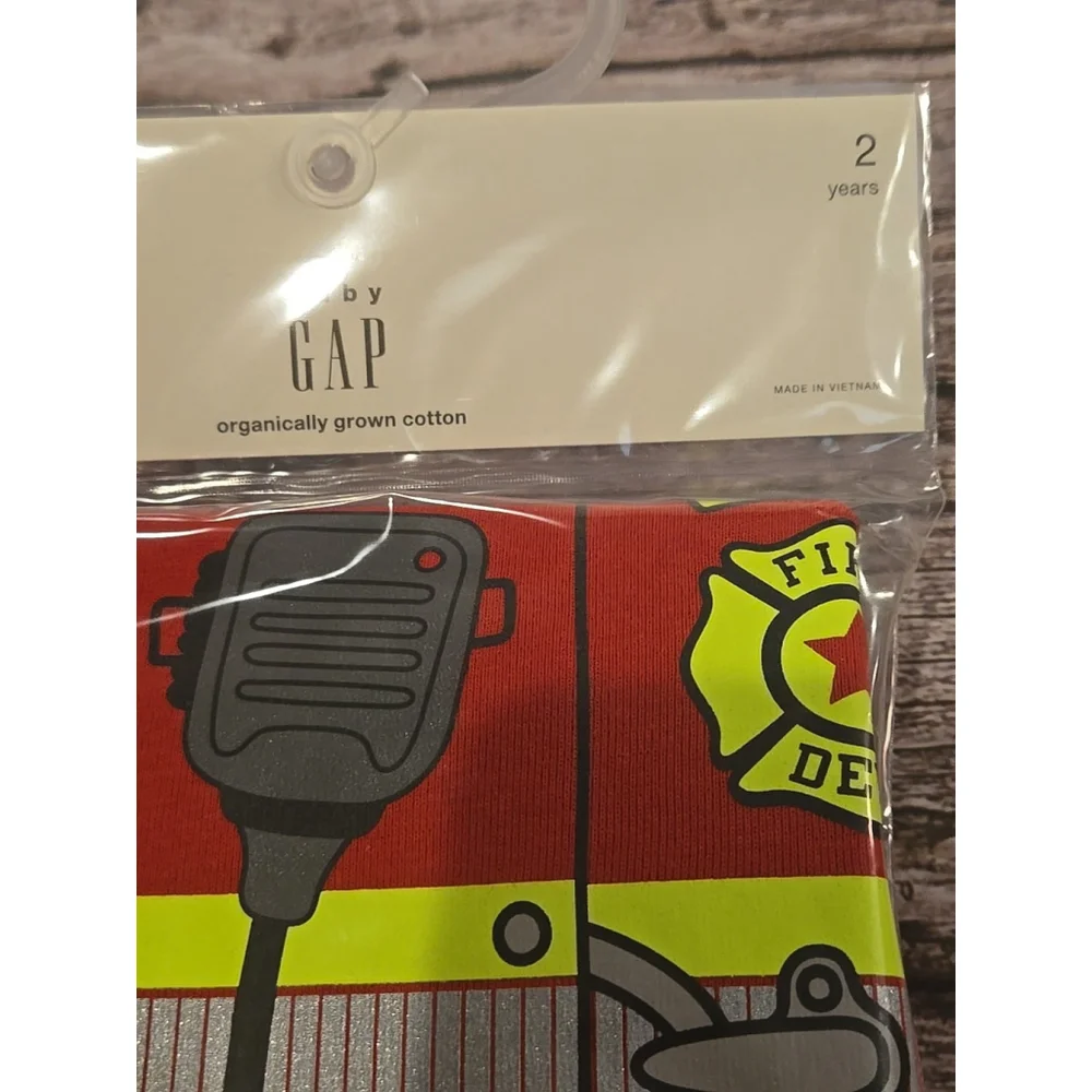 Baby Gap Fire Department PJ Set Size 2 Years New-Sealed